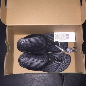 Women’s Crocs US Size 4